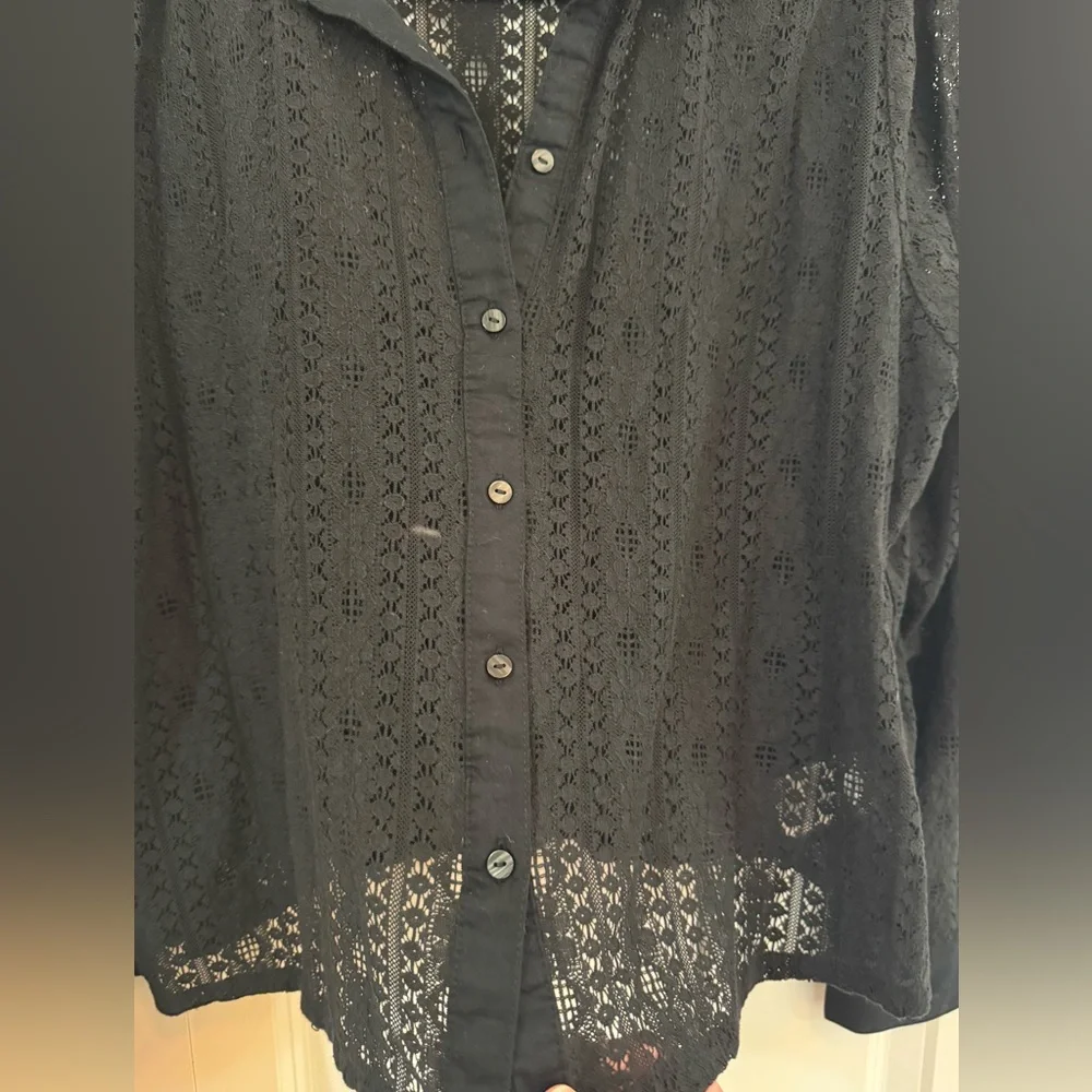 Old Navy Crochet Knit Button Up Black Womens's L Long Sleeve Collared NEW - Picture 4 of 6